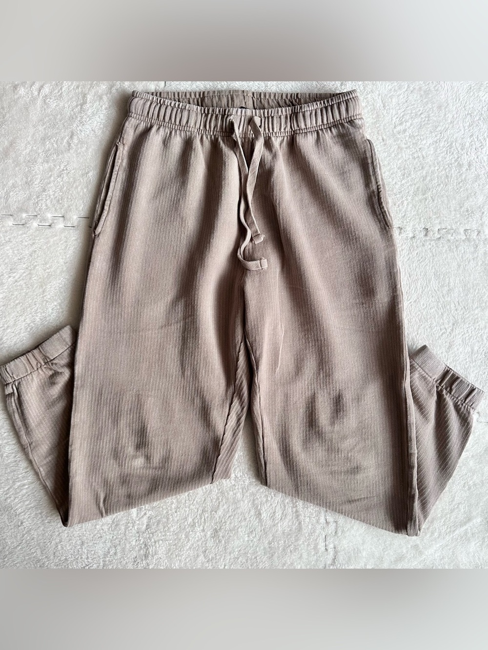Mono B taupe sweatpants, size medium